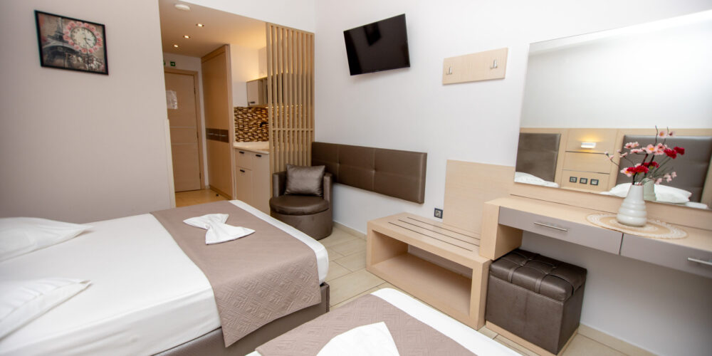 Room 103-9