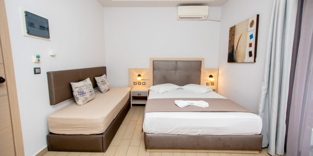 Room 210-4 Room 210-4